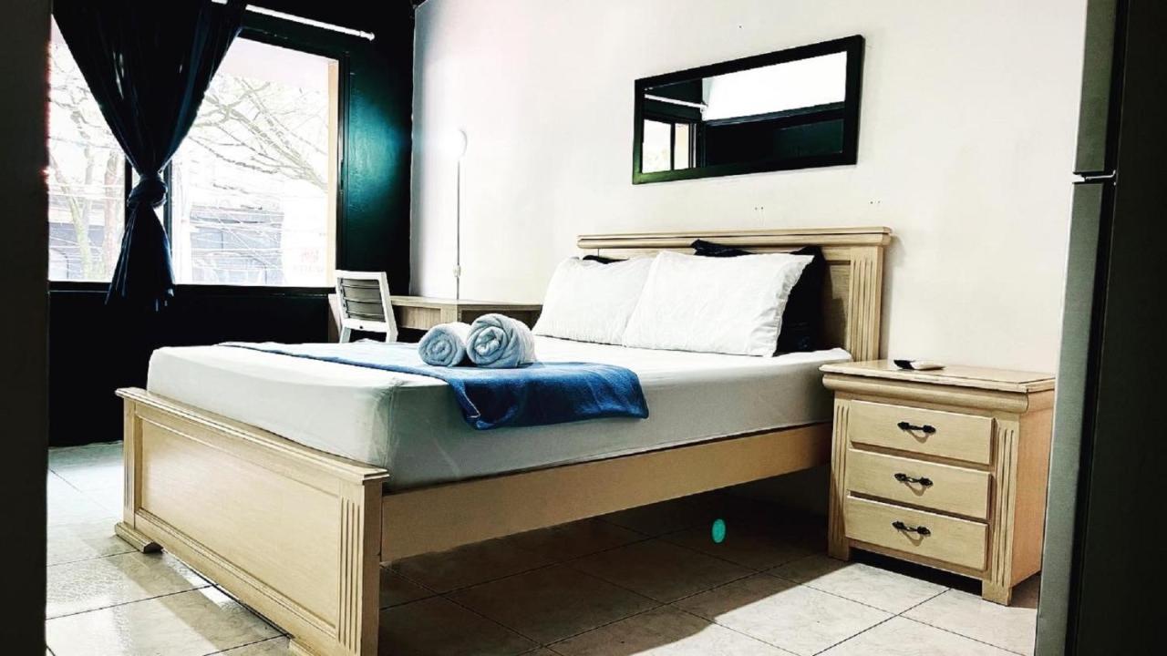 Tiger Hostel *